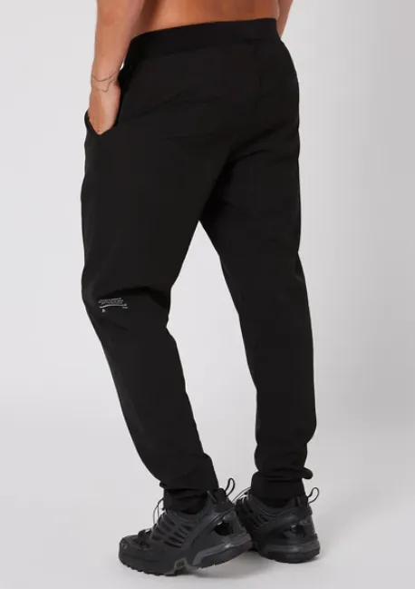 Follow Tech Pants | Black