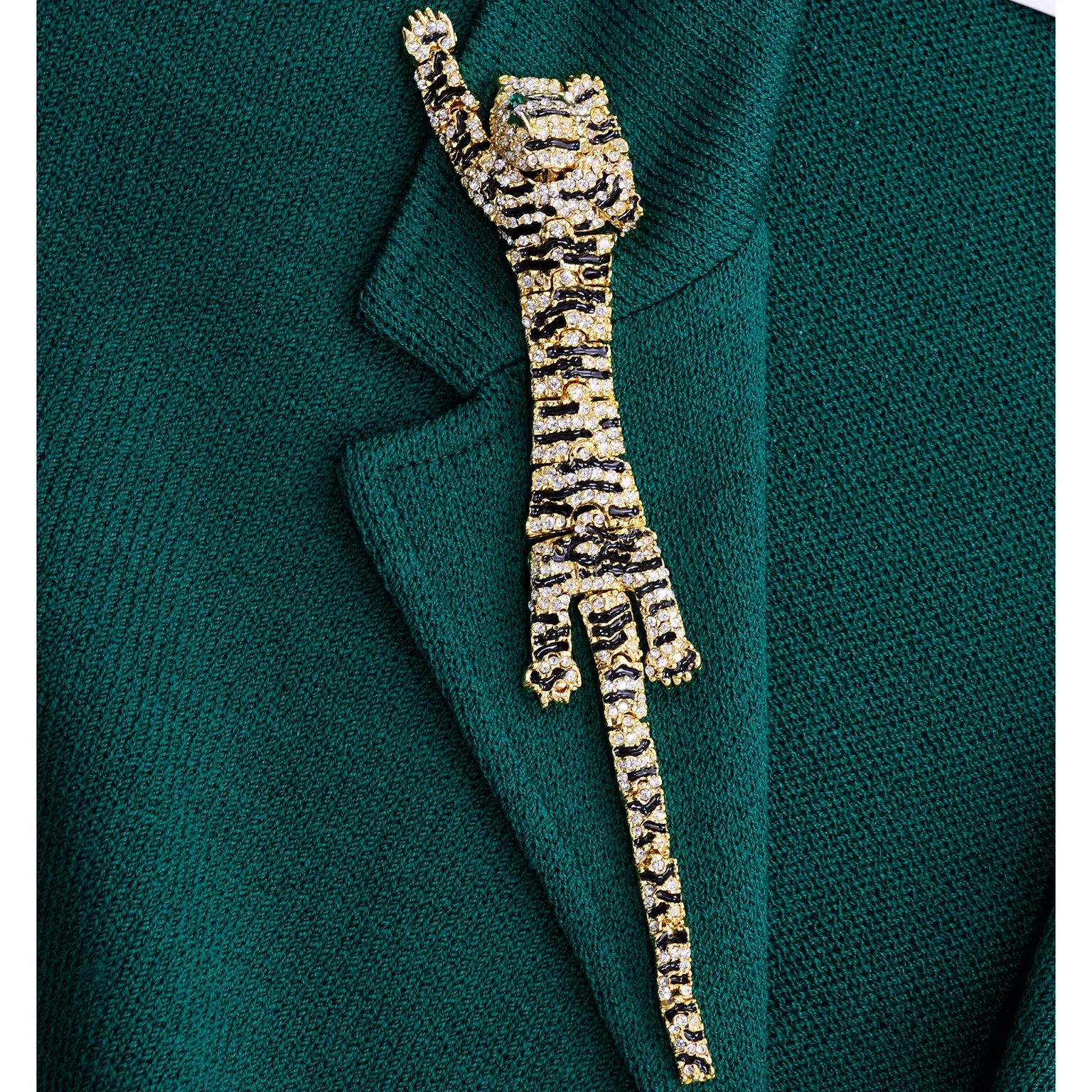 Green Santana Knit St John Blazer Jacket w Tiger Brooch