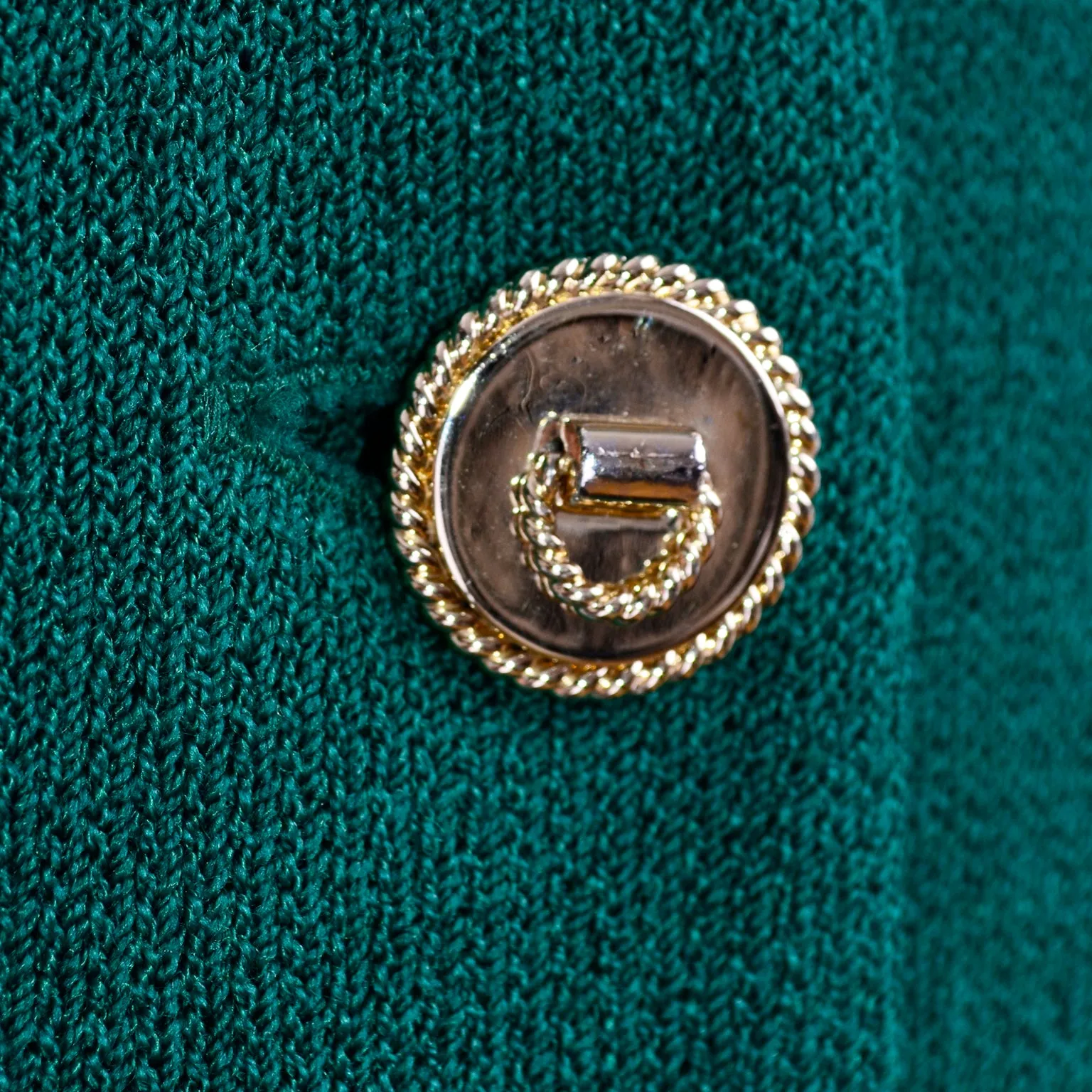 Green Santana Knit St John Blazer Jacket w Tiger Brooch