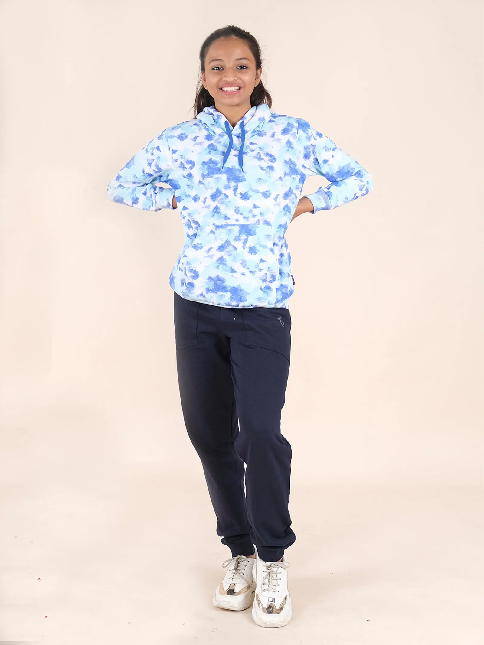 Kids Unisex Fleece Tie Dye Full Sleeve Hooded Sweatshirt With Solid Track Pant Set