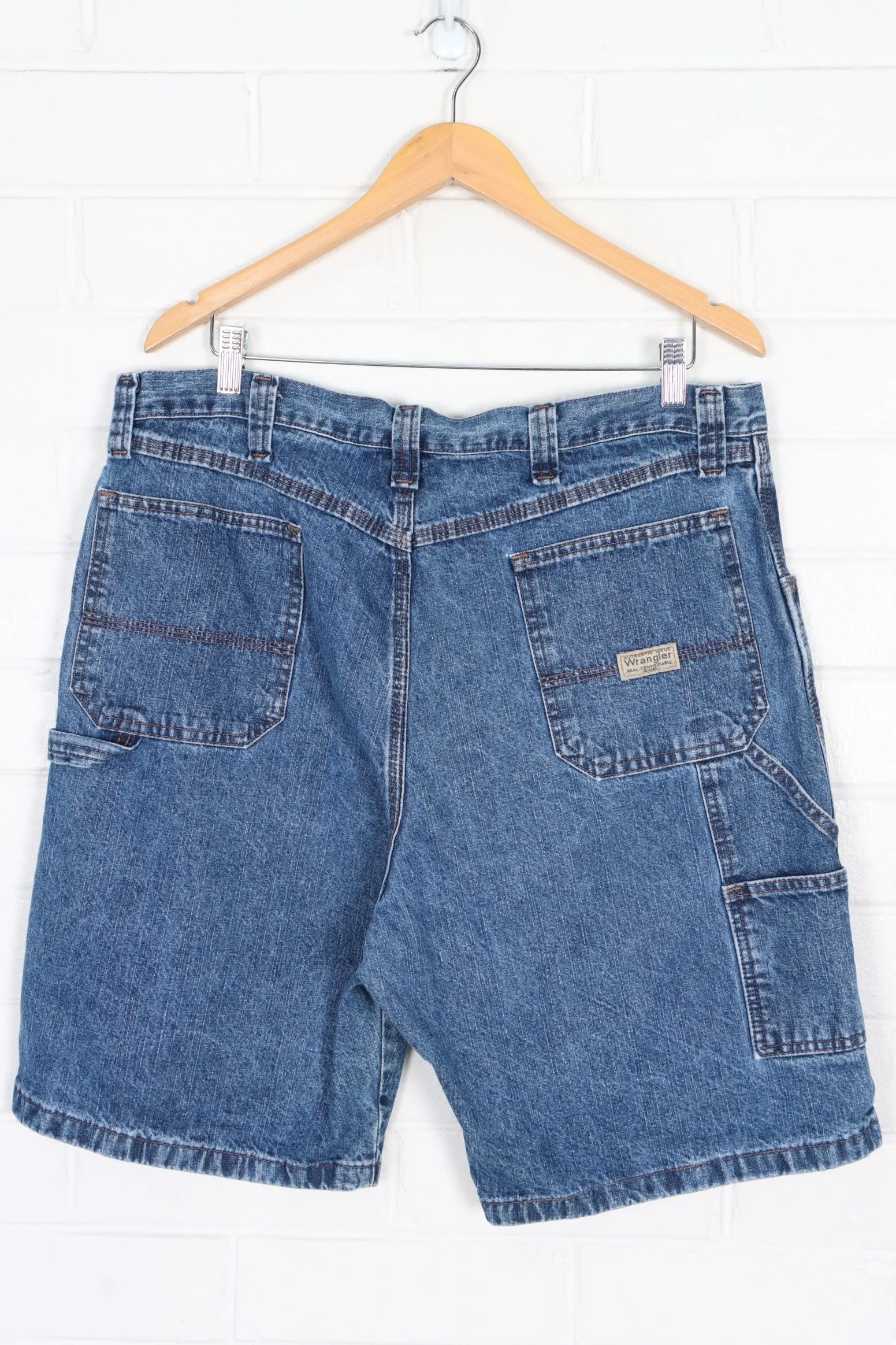 WRANGLER Medium Wash Carpenter Jorts Shorts (38)